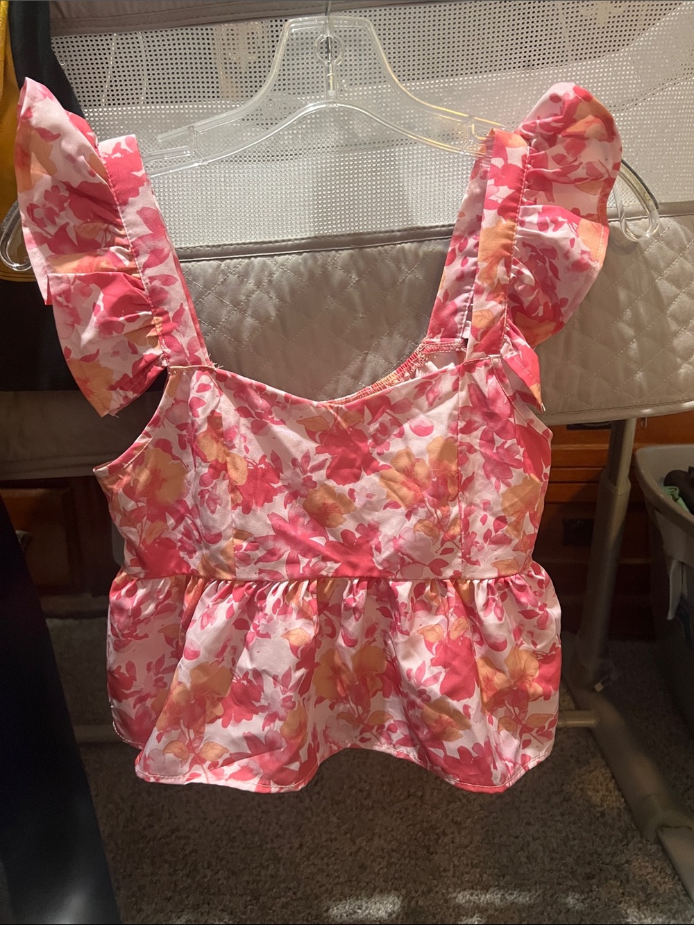 SHEIN Pink Floral Ruffle Strap Peplum Tank Top